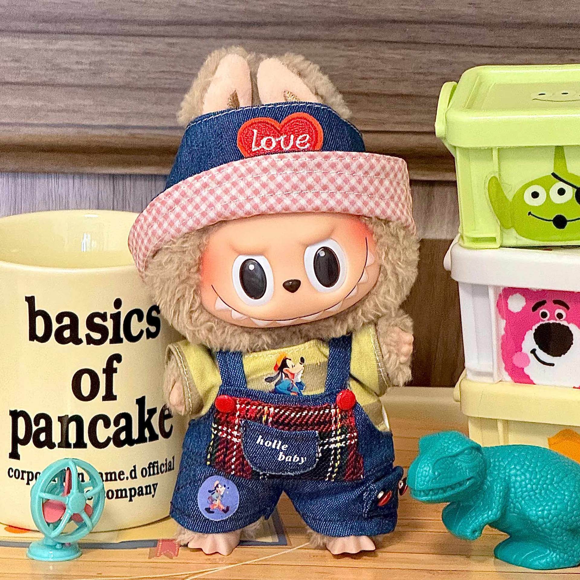 Labubu Sitting Party Doll Clothes First and Second Generation Blind Box Use Labubu Clothes Plush Vinyl Face